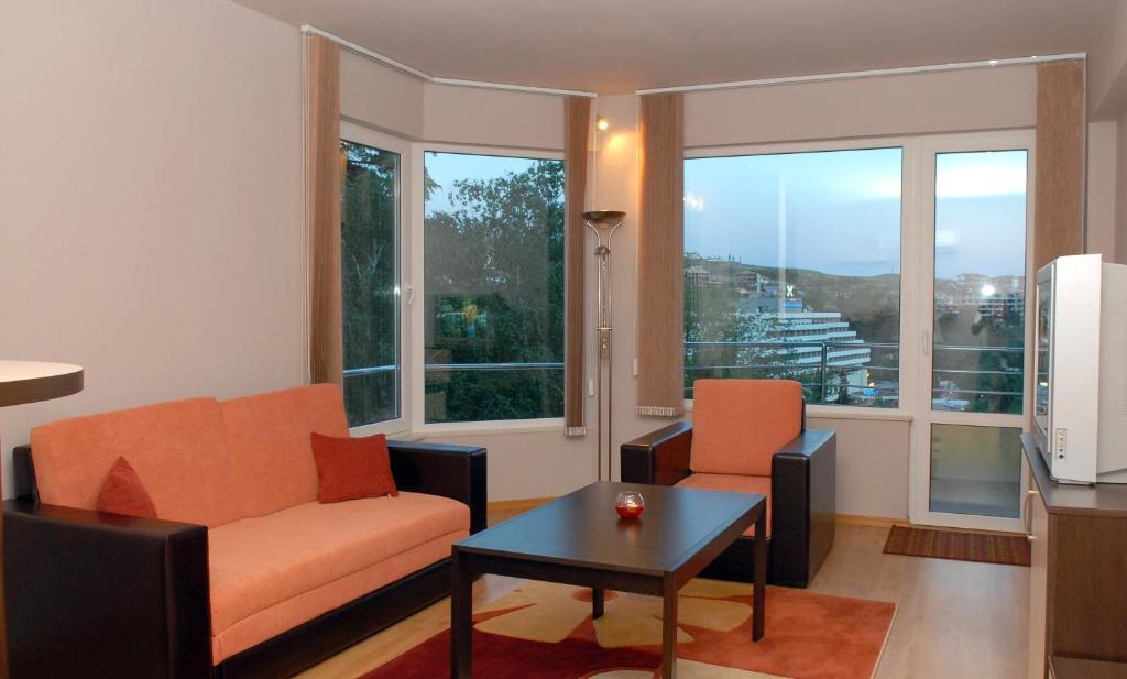 Hotel Avis Σαντάνσκι Εξωτερικό φωτογραφία